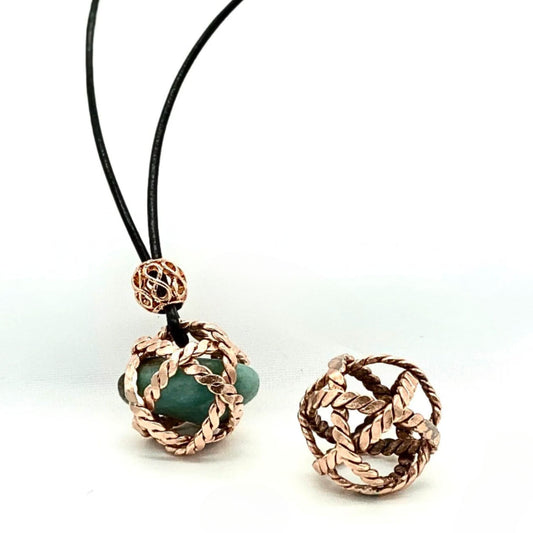 Field Generator Pendant Broadcasting Tool with crystal